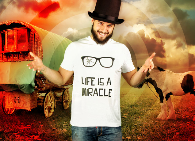 Herren T-Shirt Life Is A Miracle