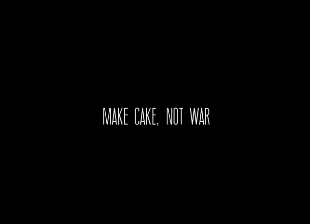 T-Shirt Make Cake, Not War