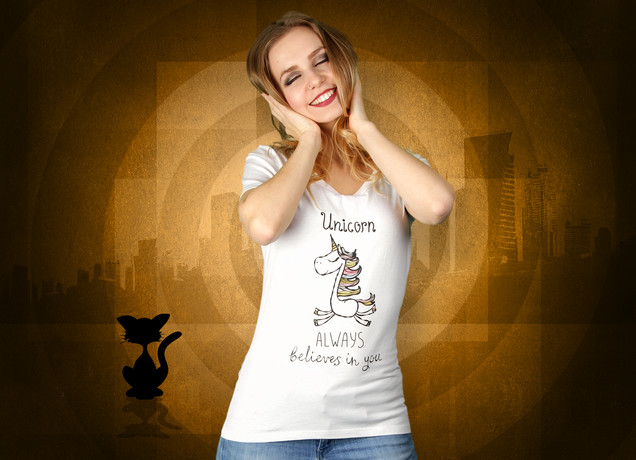 Damen T-Shirt An Unicorn Always Beleives In You