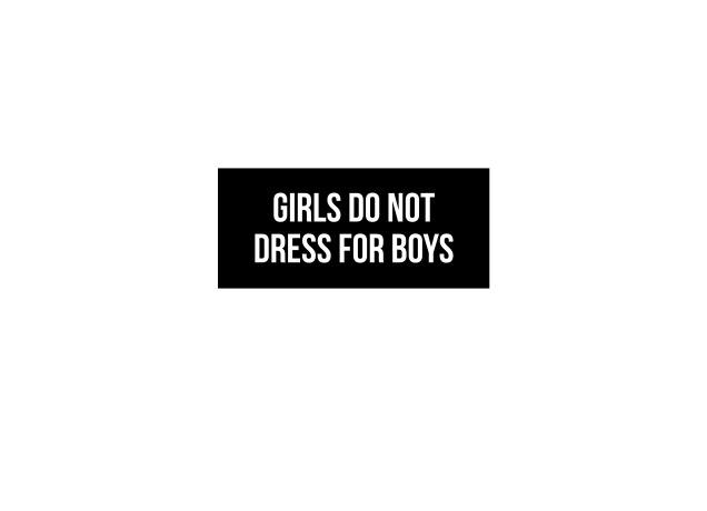 T-Shirt Girls Do Not Dress For Boys