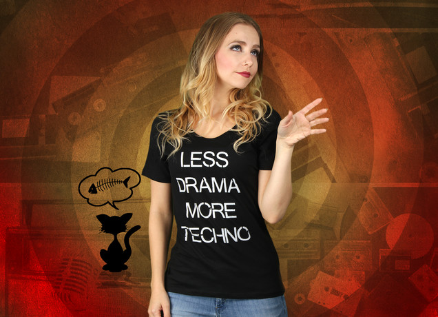 Damen T-Shirt Less Drama More Techno