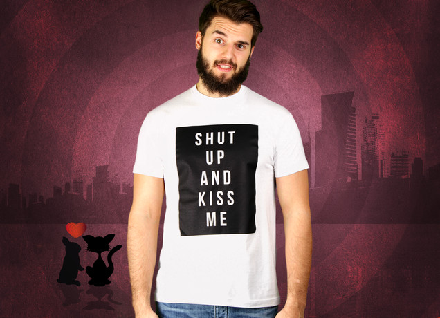 Herren T-Shirt Shut Up And Kiss Me